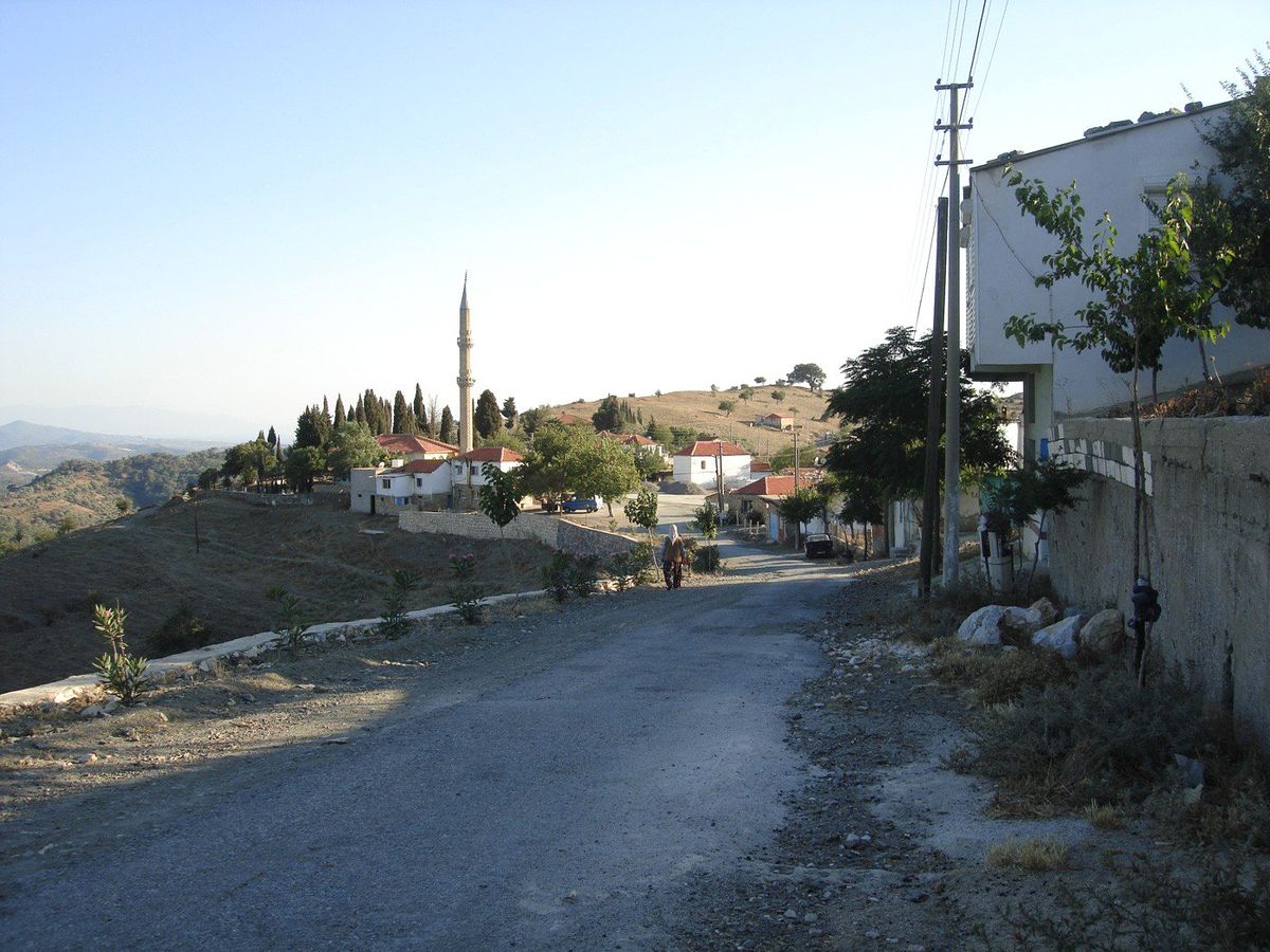 Urla İlçesine Bağlı Gölcük Köyü Seferihisar\'a Bağlandı