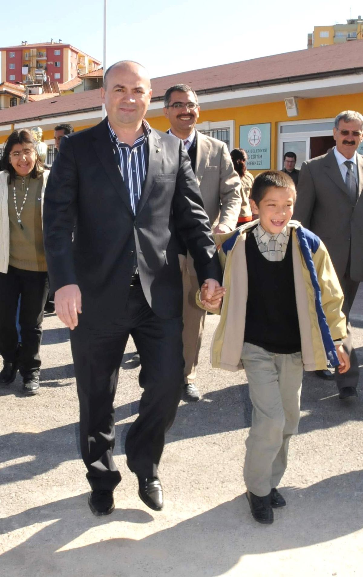 Uşak Belediyesi Engelliler İçin Araç Uygulaması Başlatıyor