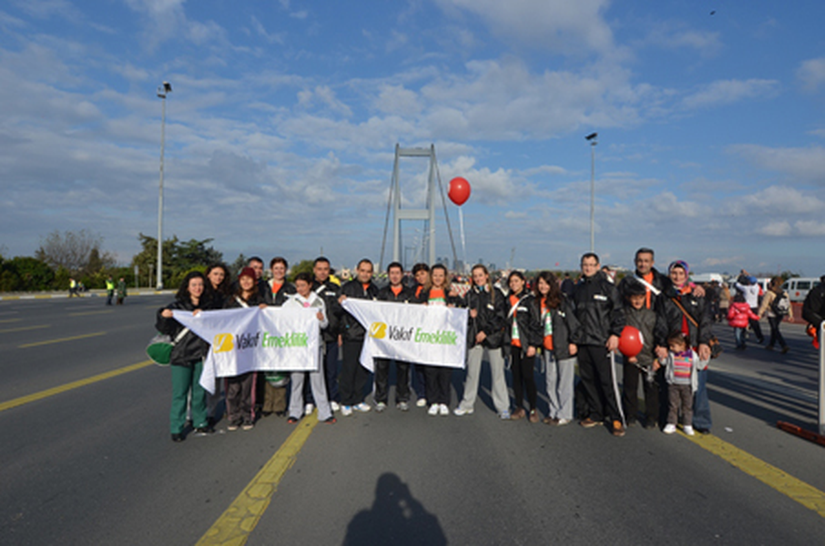 Vakıf Emeklilik Çalışanları Avrasya Maratonu\'nda