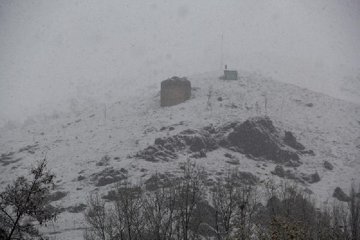 Van ve Hakkari\'ye İlk Kar Yağdı