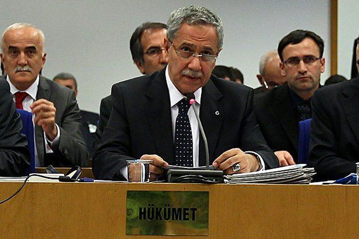 Başbakan Yardımcısı Arınç Hakkındaki Gensoru