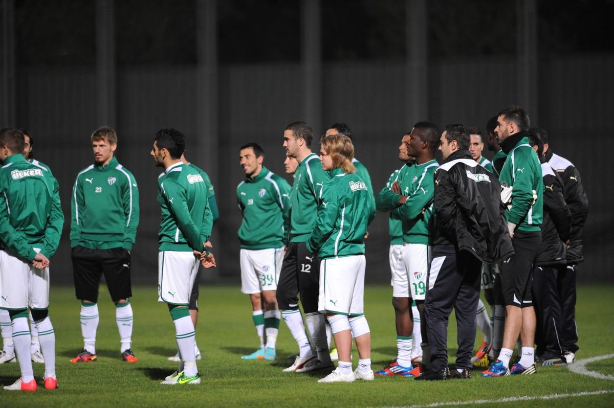 Bursaspor\'dan Neşeli Antrenman