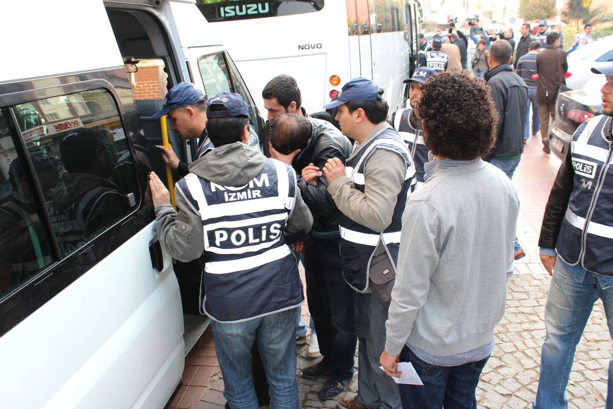 İzmir Merkezli "Sınav" Operasyonu