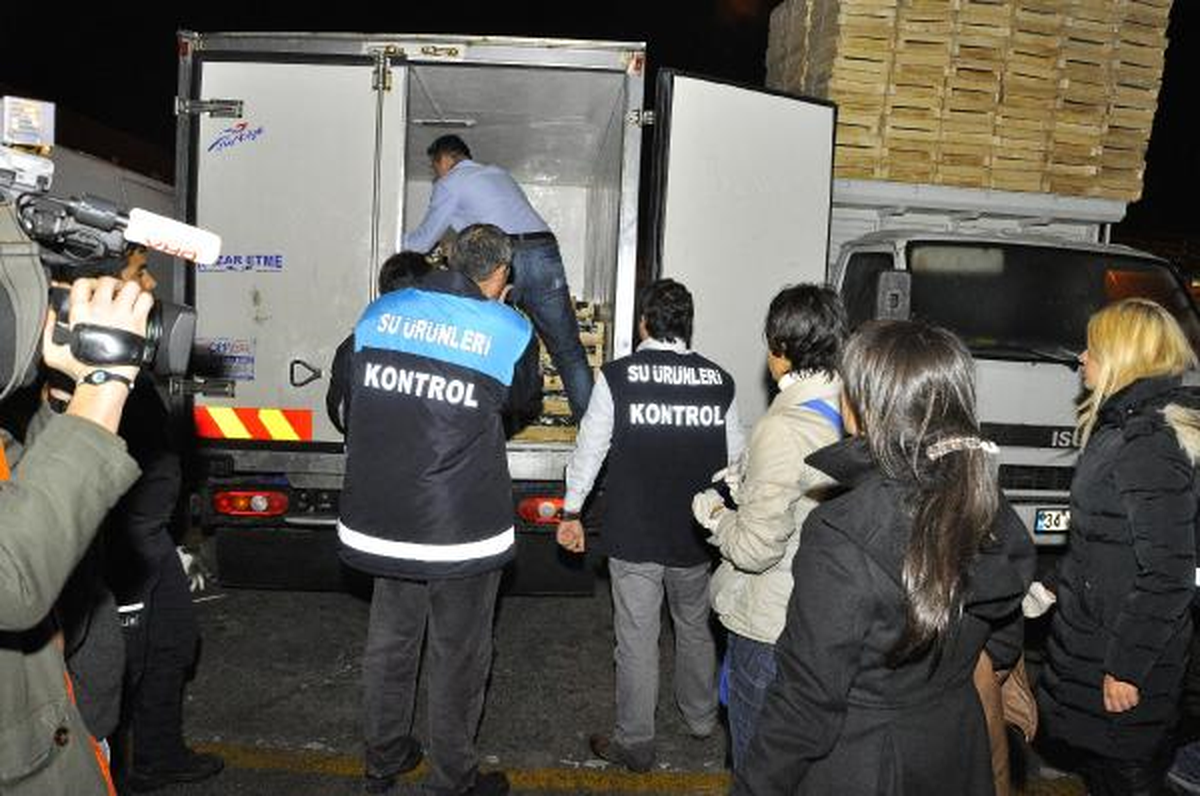 Kumkapı Balık Hali\'nde Denetleme