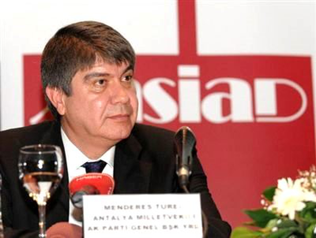 "Büyükşehir Yasa Tasarısı Demokrasi Formudur"