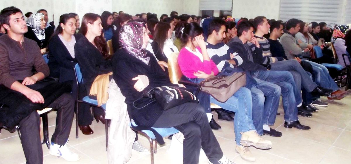 Silvan\'da Öğretmenlere Eğitim Semineri
