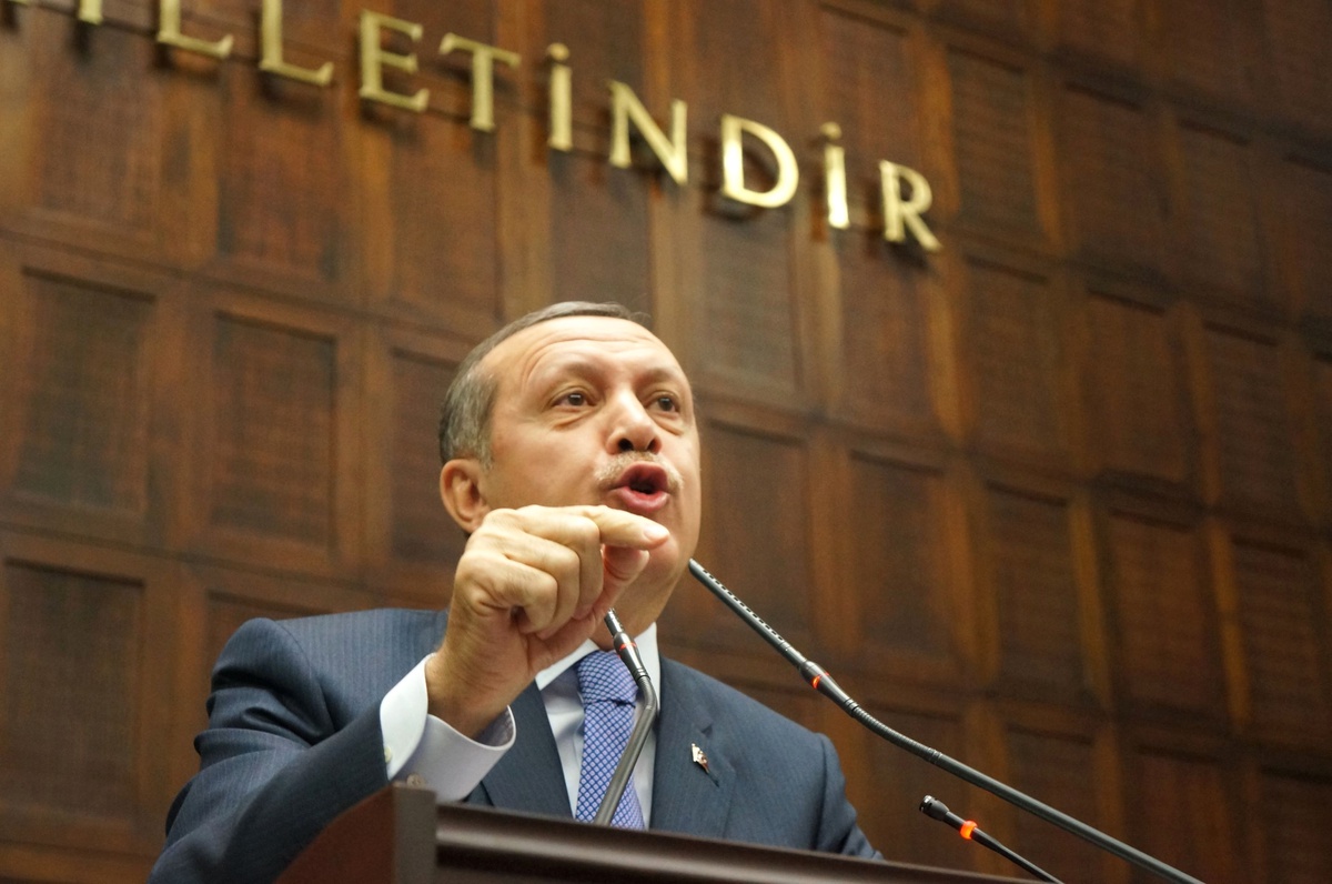 "Siyasetçi Açlık Grevi Yapmaz"