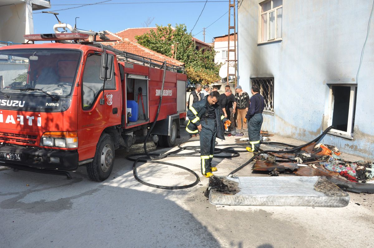 Soma\'da Ev Yangını