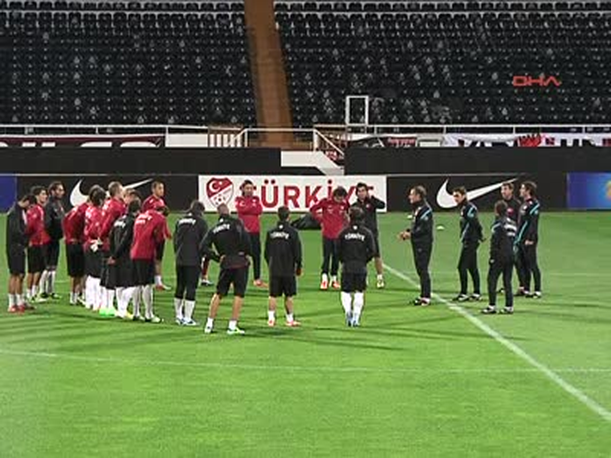 A Milli Futbol Takımı, Danimarka Maçı Hazırlıklarını Tamamladı