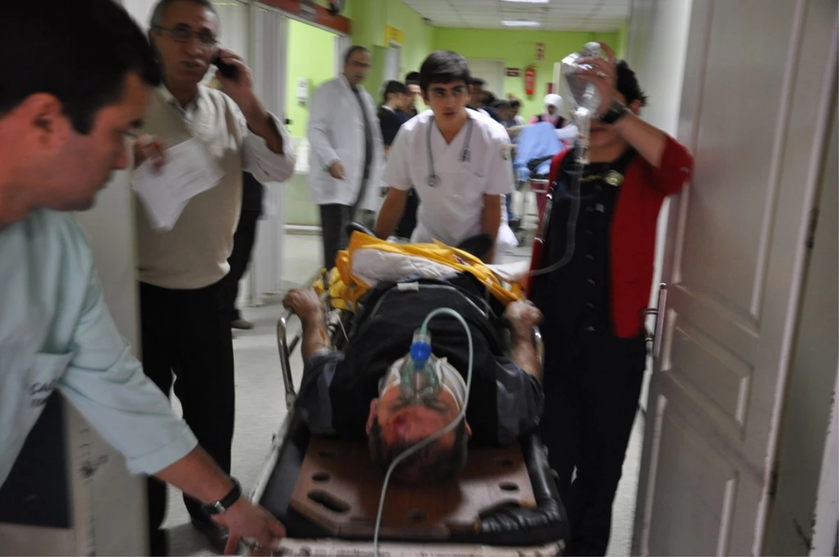 Ambulans Şarampole Yuvanlandı: 5 Yaralı