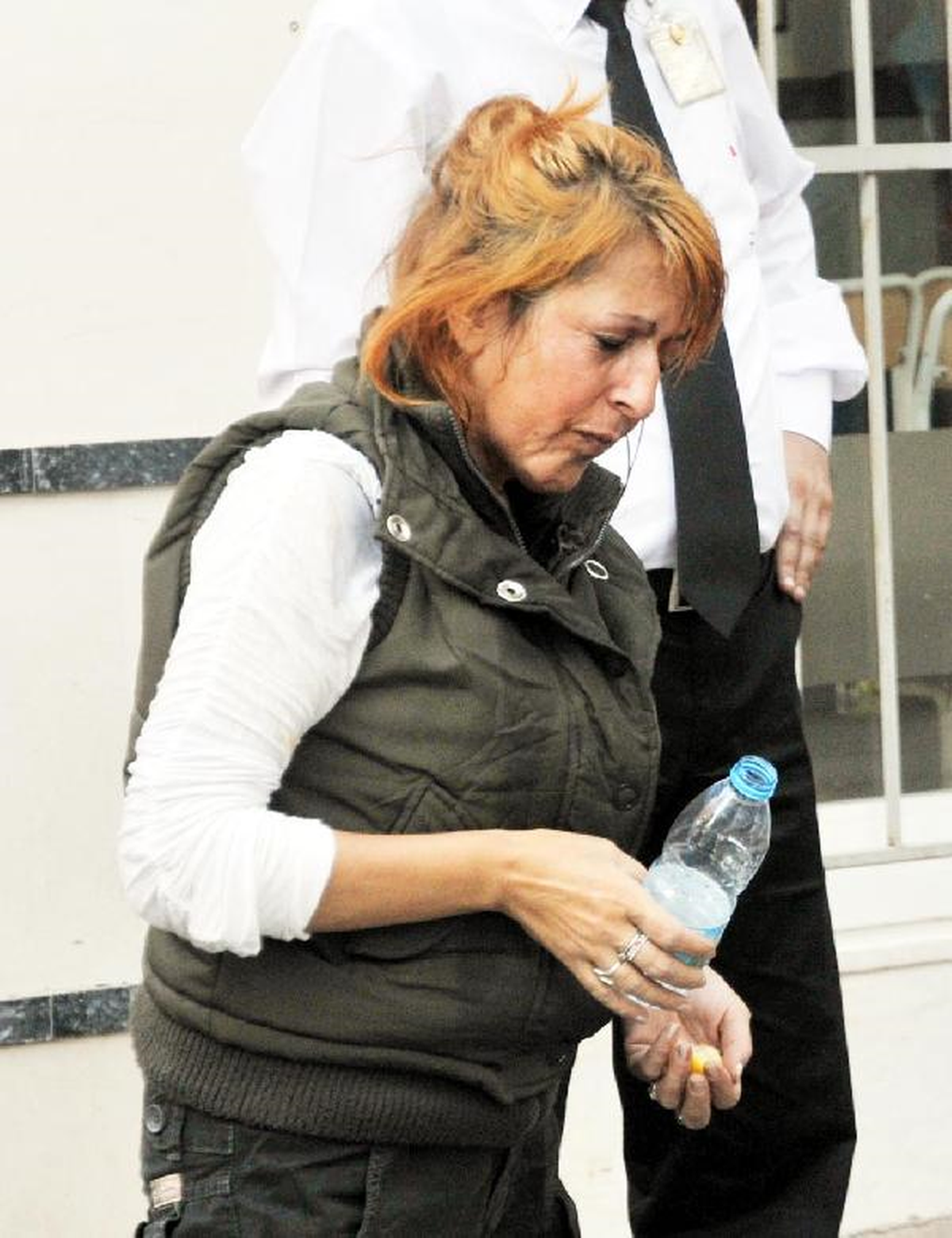 Biber Gazı Sıkarak Cep Telefonunu Gasp Ettiler