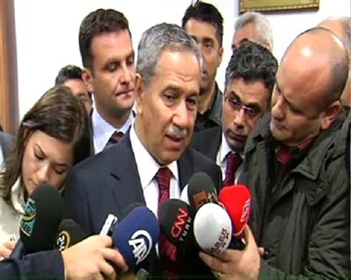 Bülent Arınç Açlık Greviyle ilgili Açıklama Yaptı