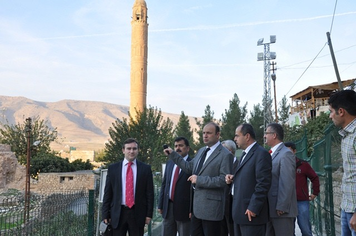 Çevre ve Şehircilik Bakanlığı Müsteşar Yardımcısı Hasankeyf\'i Ziyaret Etti