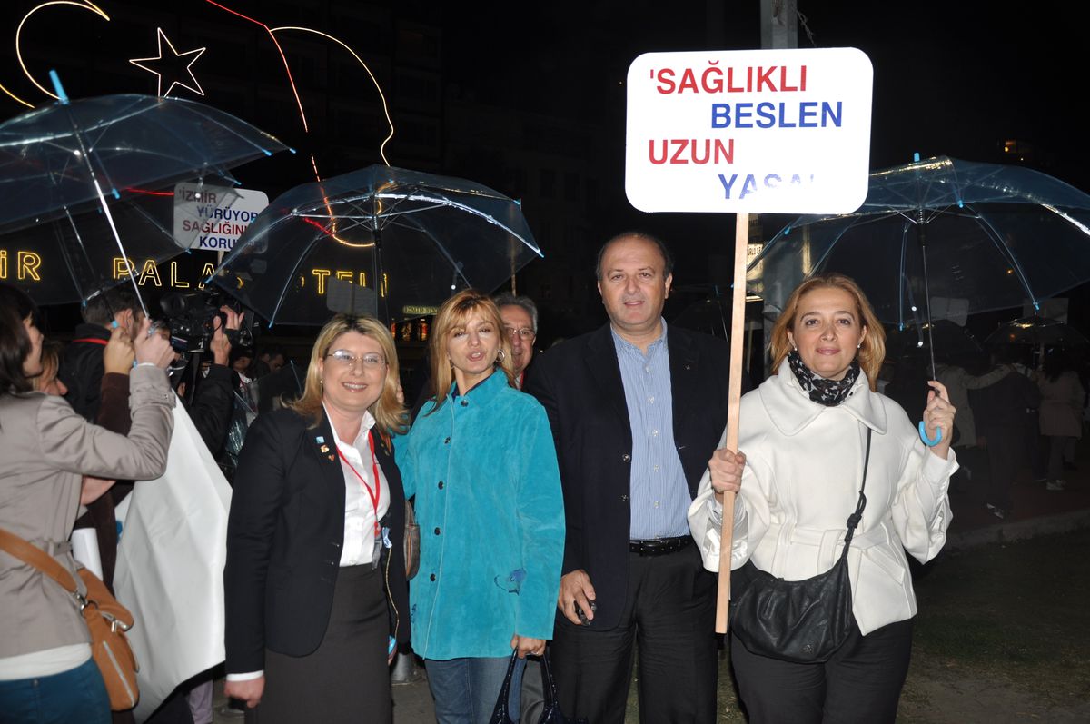 Diyabete Dikkat Çekmek İçin Yürüdüler