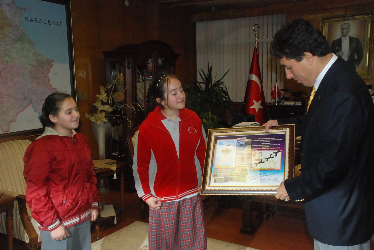 Dünya Birincisinden Vali Cengiz\'e Ziyaret