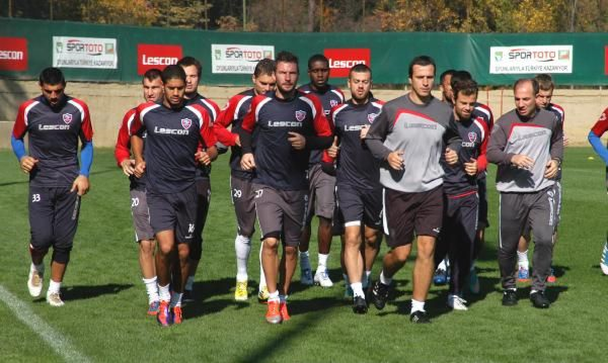 Galatasaray Karşısında 6 Eksik