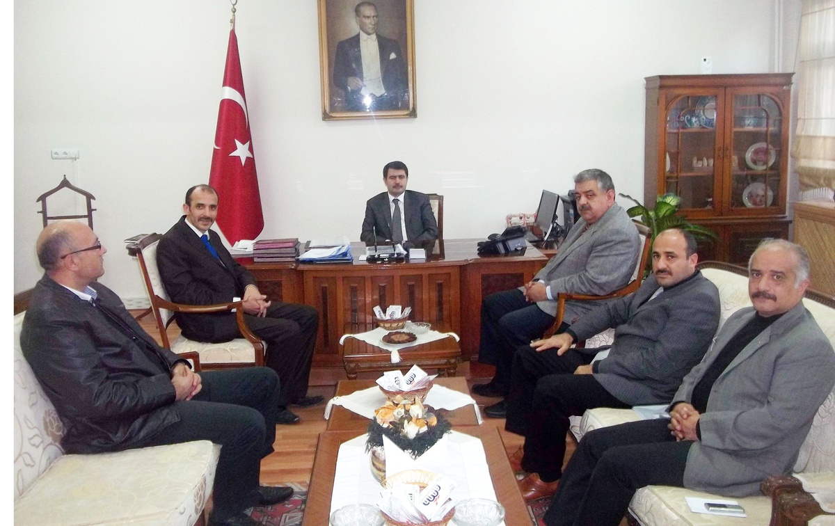 Kayısı Araştırma ve Geliştirme Derneği\'nden Vali Vasip Şahin\'e Ziyaret