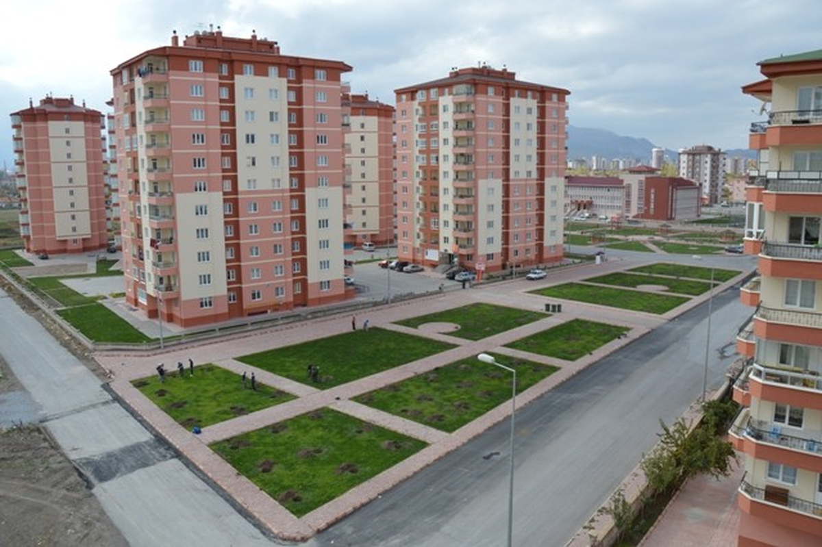 Kocasinan Kış Öncesinde 9 Bin Ağaç Dikti