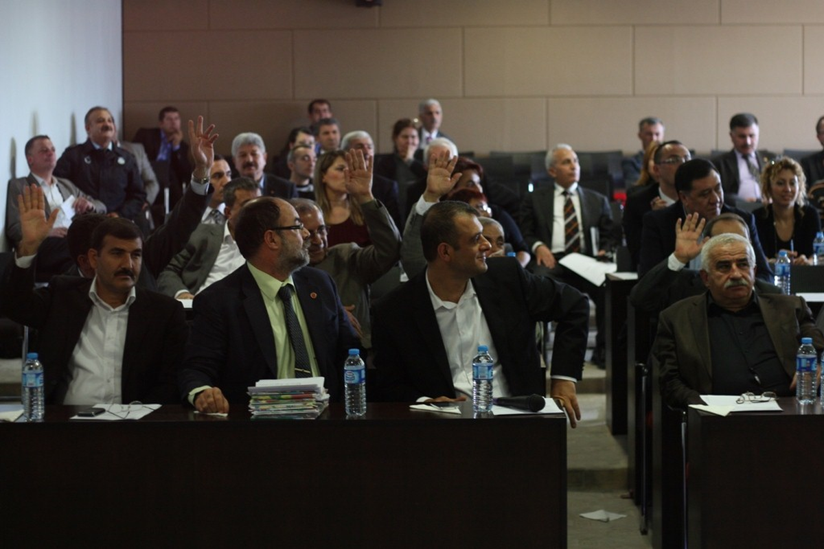 Mecliste AK Parti - MHP İttifakı