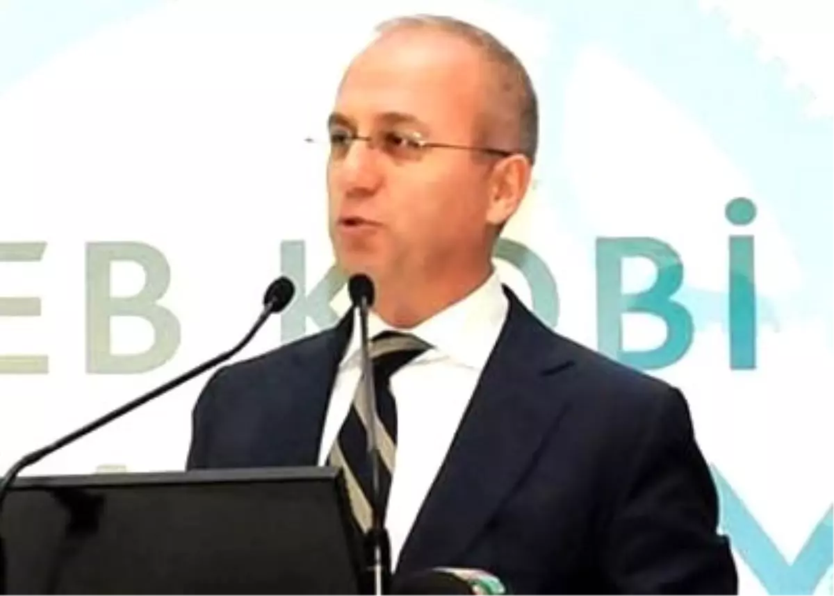 "Moody\'s 4-5 Aya Notu Yükseltir"