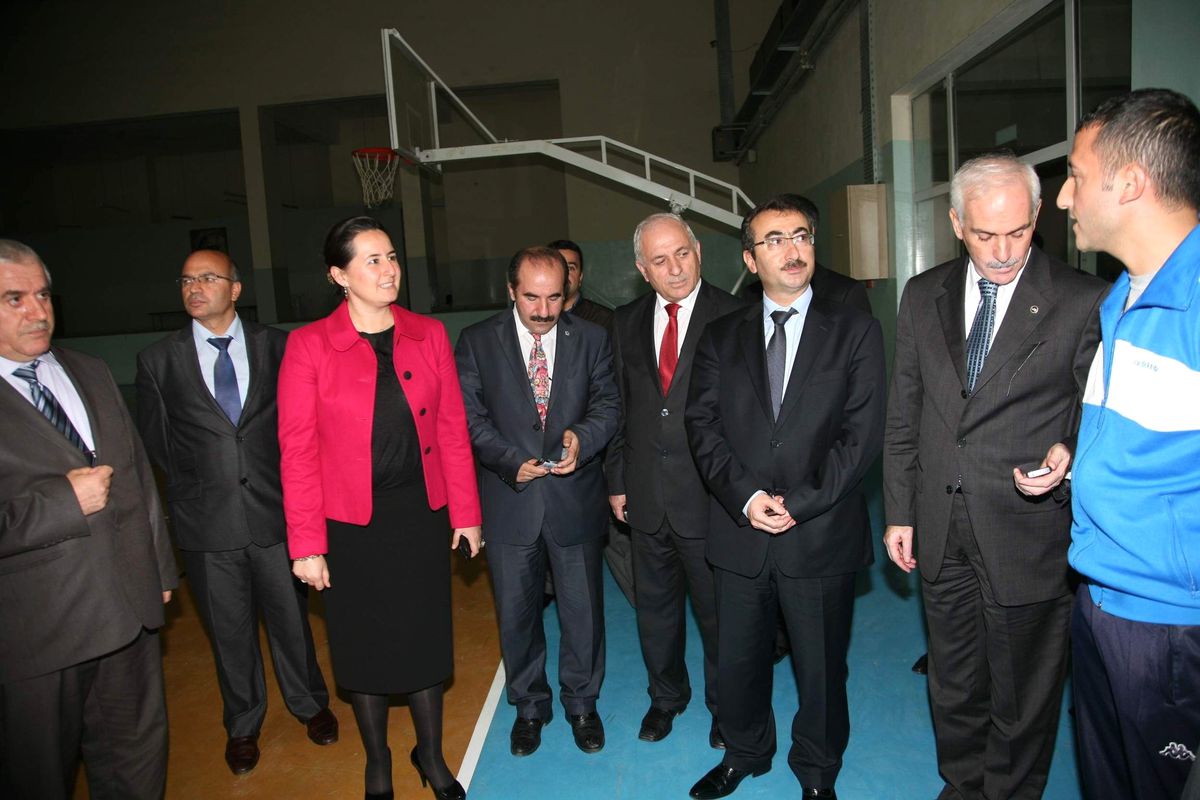 "Okullar Hayat Olsun" Projesi