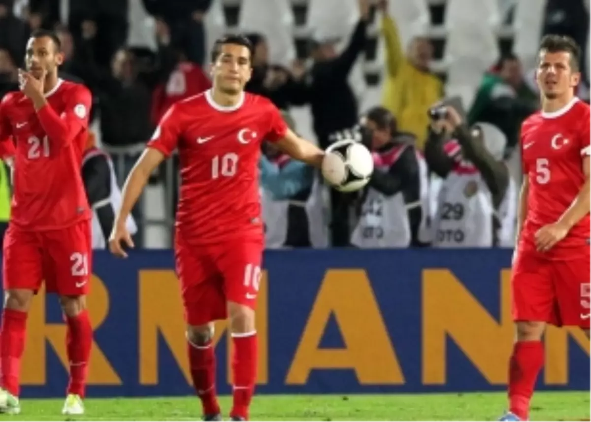 Rakip Danimarka! Muhtemel 11\'ler