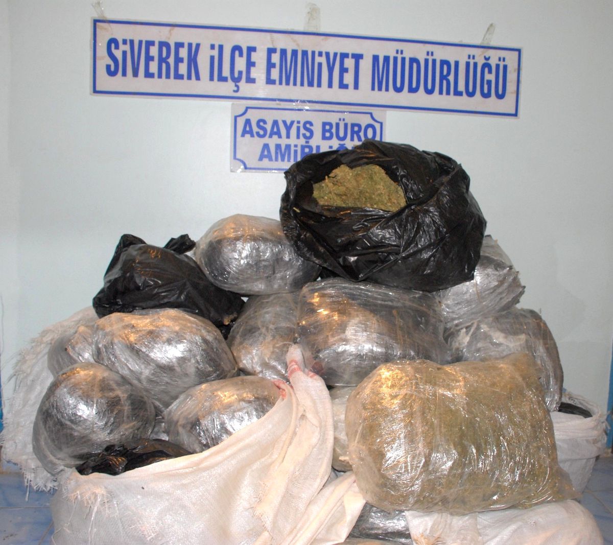 Siverek\'te 90 Kilo Esrar Ele Geçirildi
