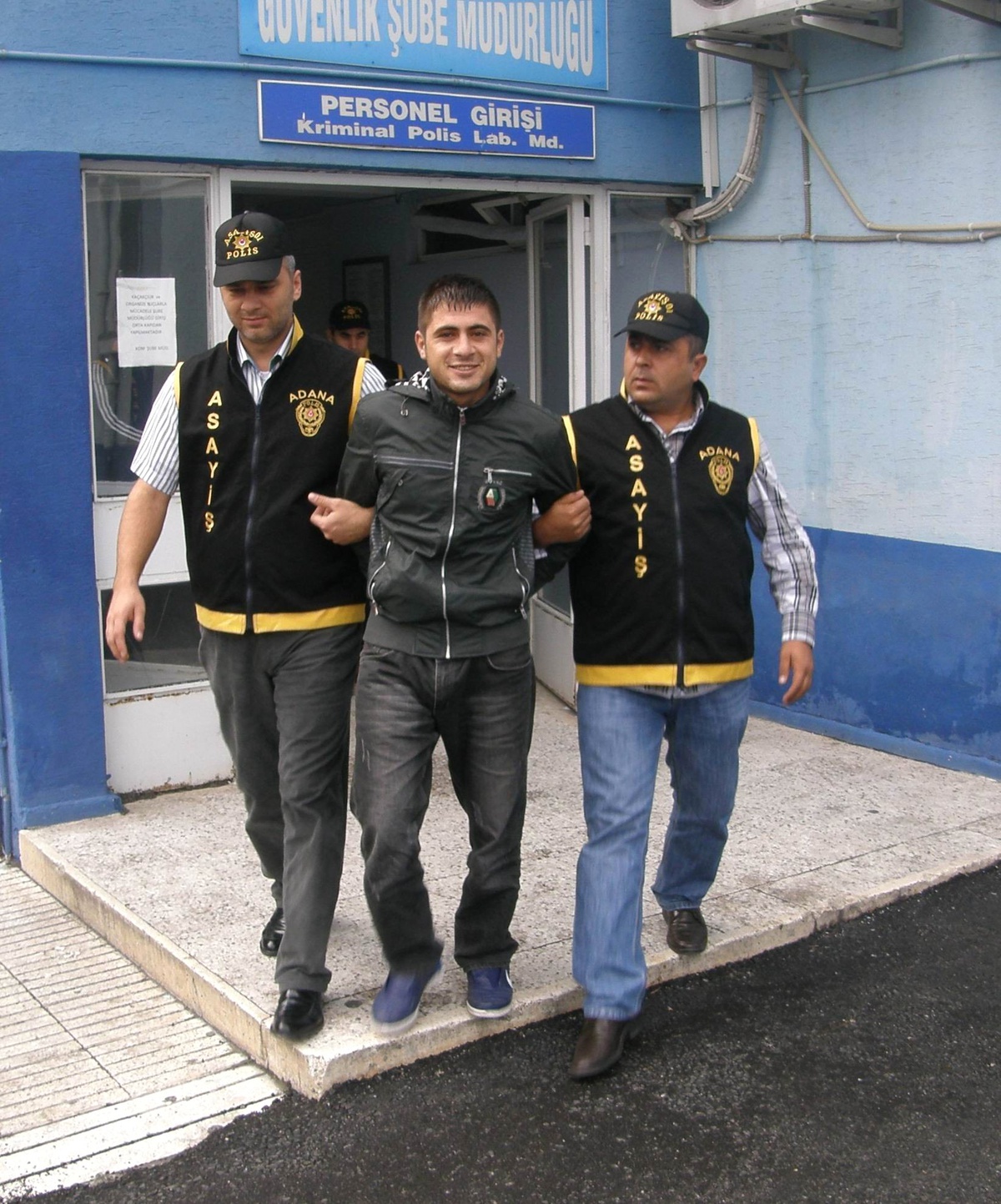 Vatandaş Hırsızları İhbar Etti Polis Yakaladı