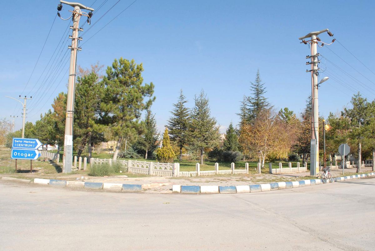 Yeni Belediye Binasının Yer Teslimi Yapıldı