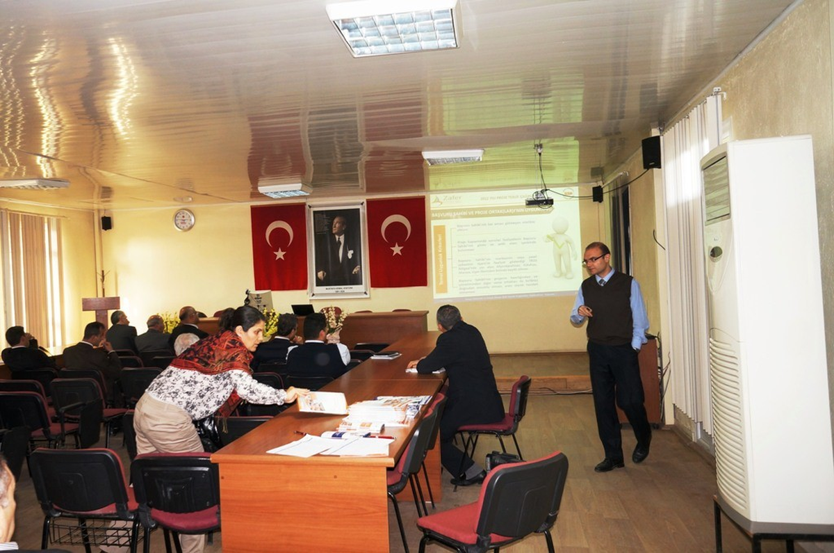 Zafer Kalkınma Ajansı, Sarıgöl\'de Bilgilenirme Tolantısı Yaptı
