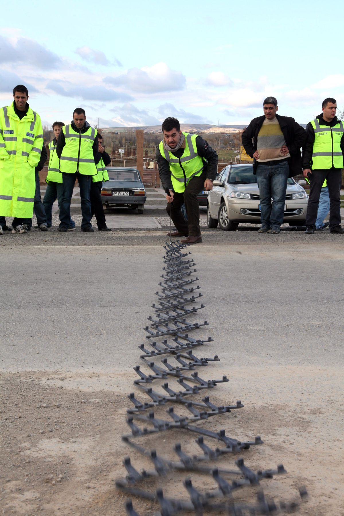 Ahlat Polisine Uygulamalı Eğitim