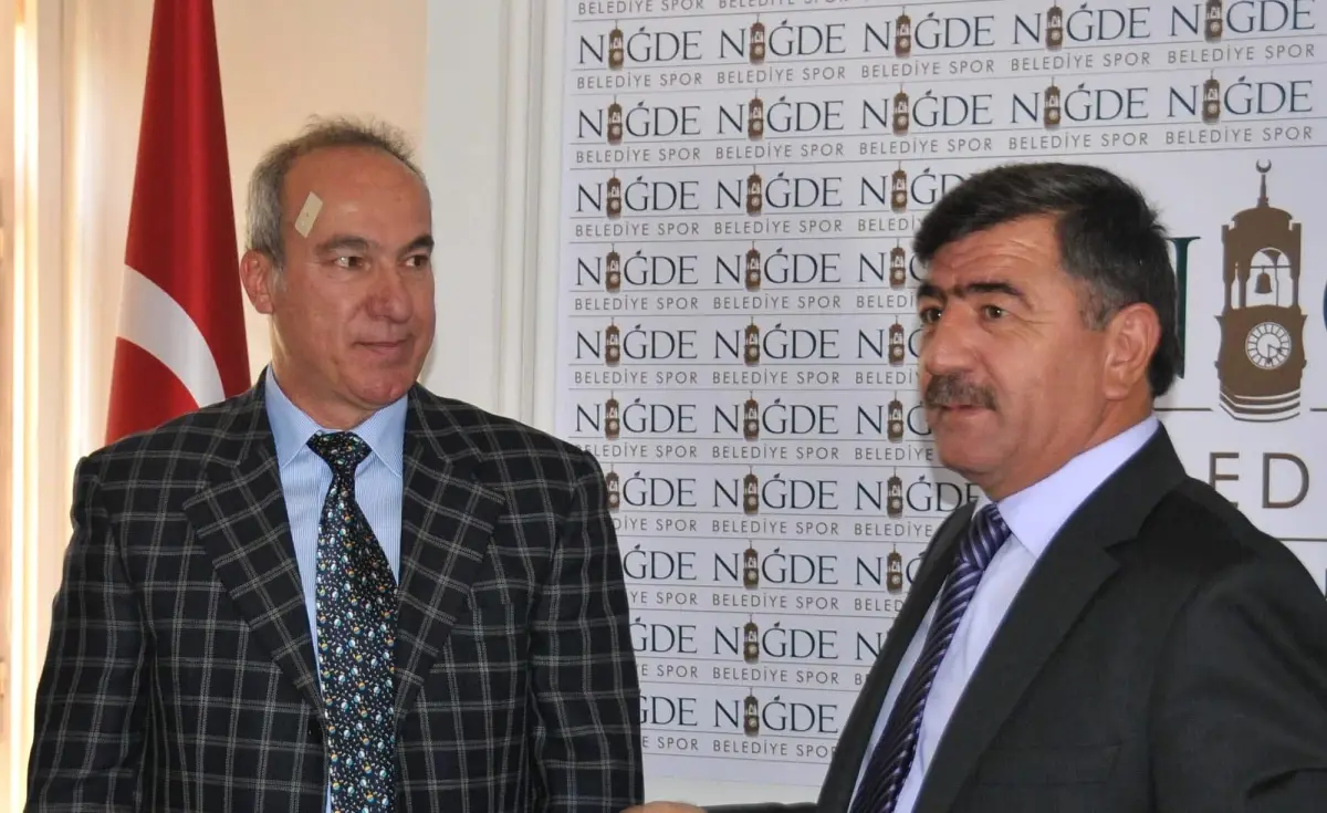 Cengiz Seçsev Niğde Belediye Spor\'da