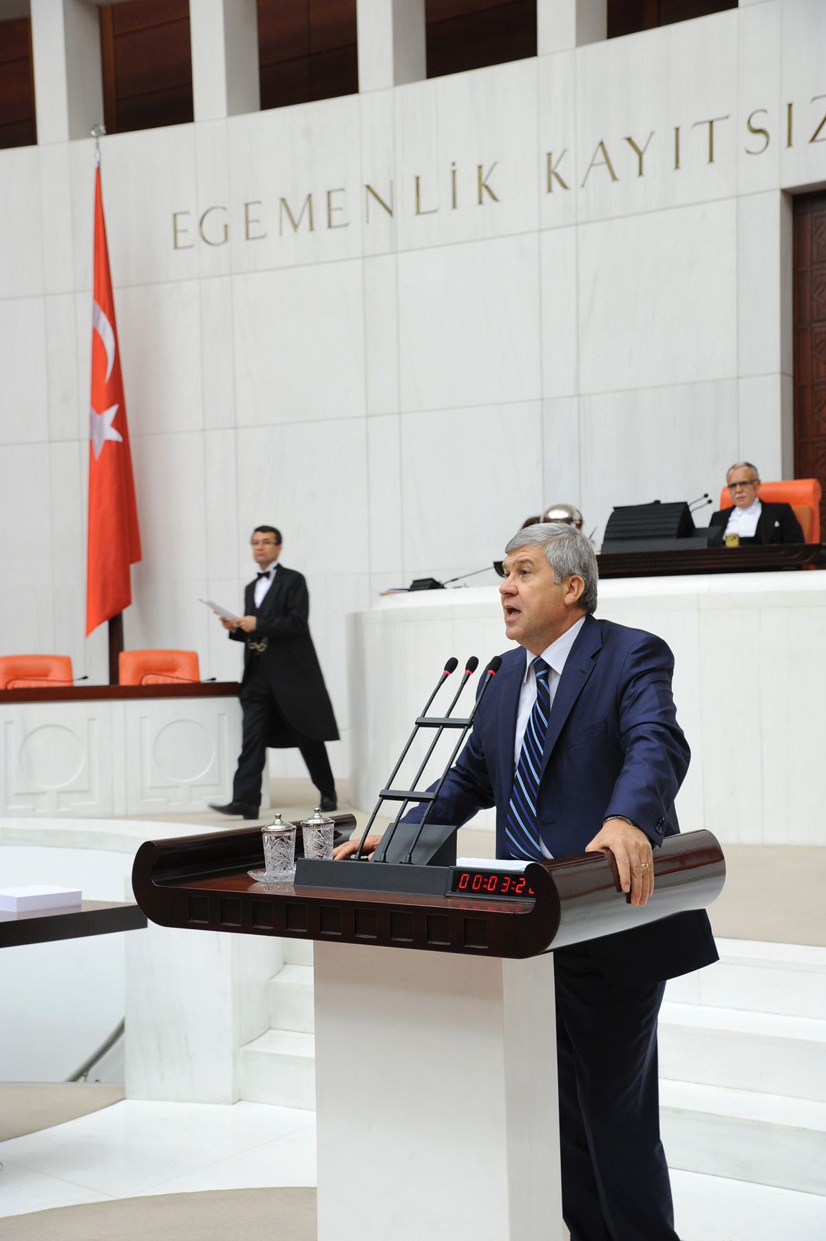 CHP\'li Susam, Zeytinyağı İçin \'Kamu Spotu\' İstedi