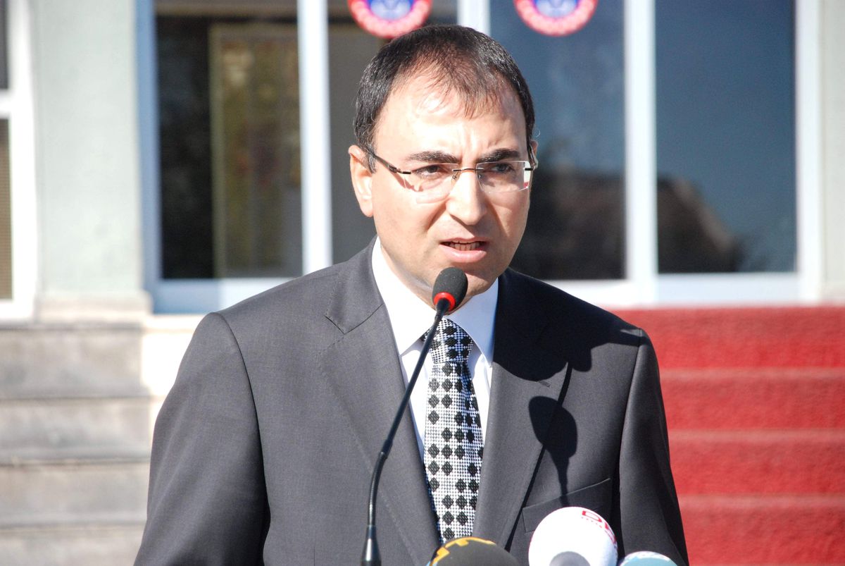 Diyarbakır\'da 5 Kişinin Öldürüldüğü Silahlı Saldırı