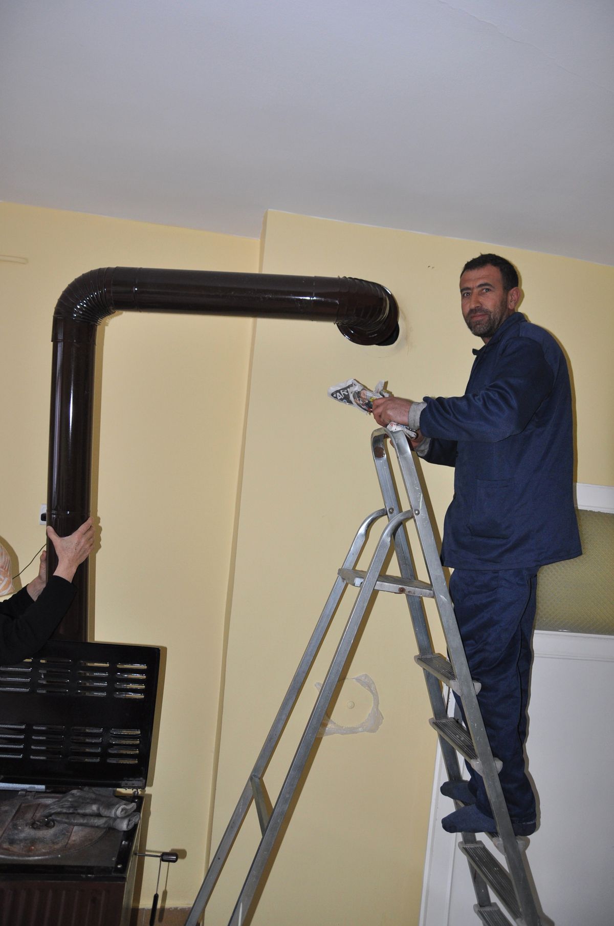 Elbistan Belediyesi 400 Evde Baca Temizliği Yaptı