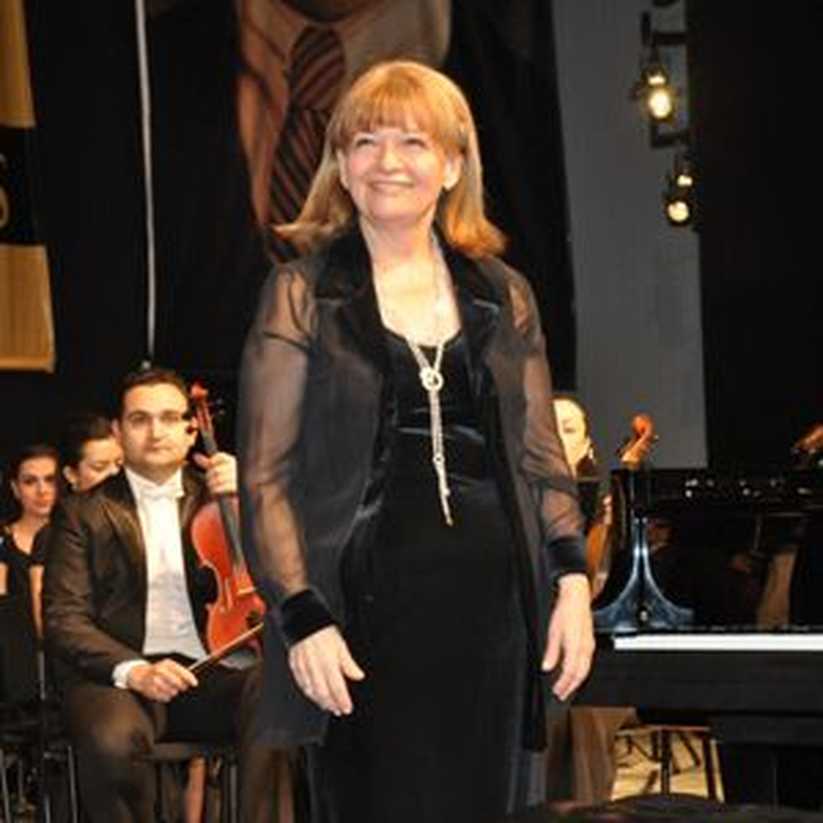 İdil Biret Enka Kültür Sanat Buluşmaları\'nda!
