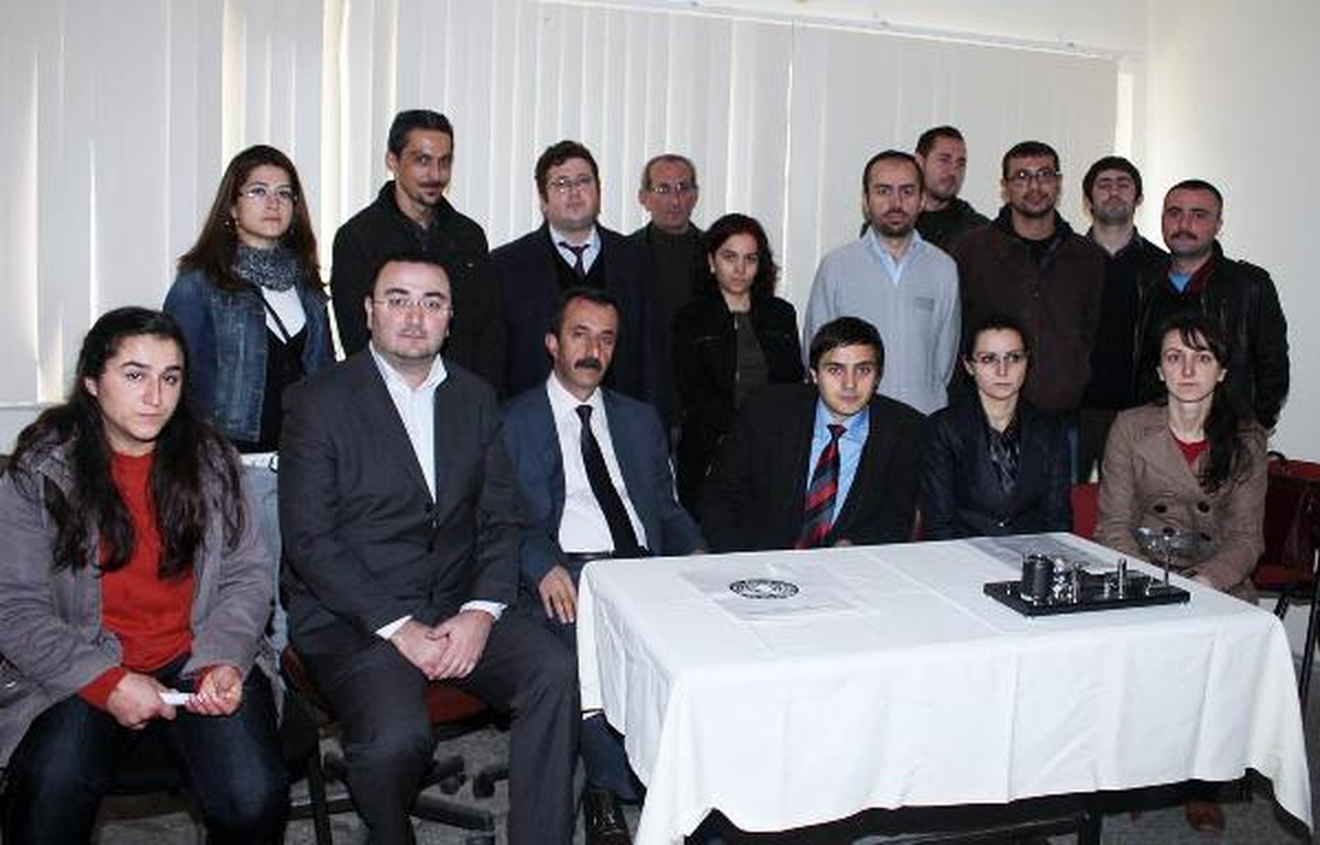 İşçilerle Görüşmeye Giden Avukata Yapılan Saldırıya Kınama