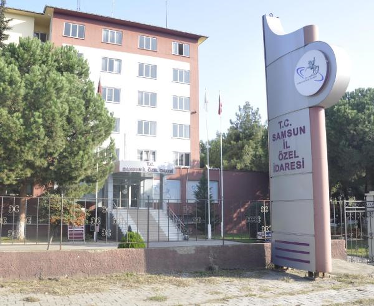 Samsun\'da Özel İdareye \'Çete\' Operasyonu