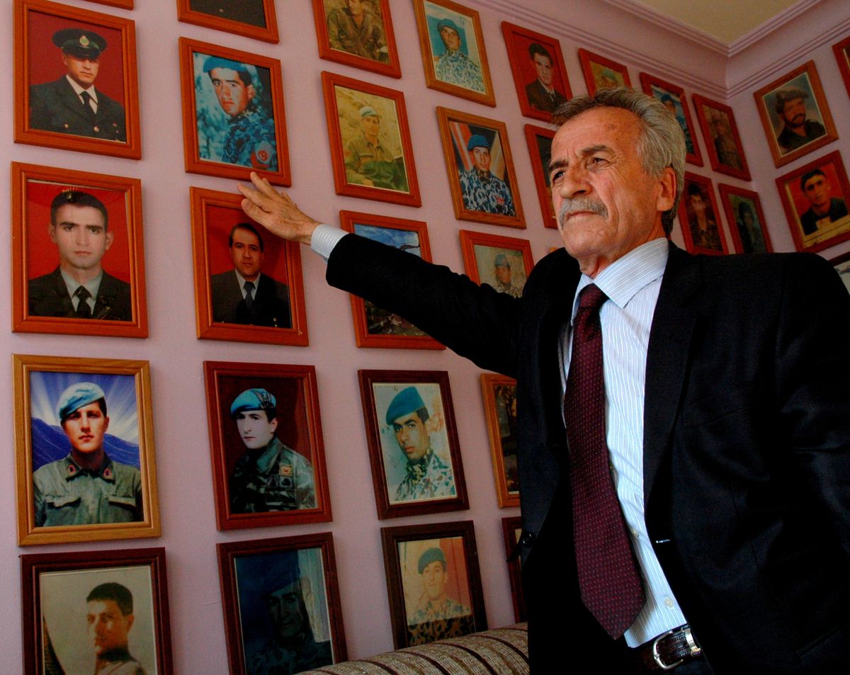 Şehit Ailelerinden Başbakan Erdoğan\'a Destek