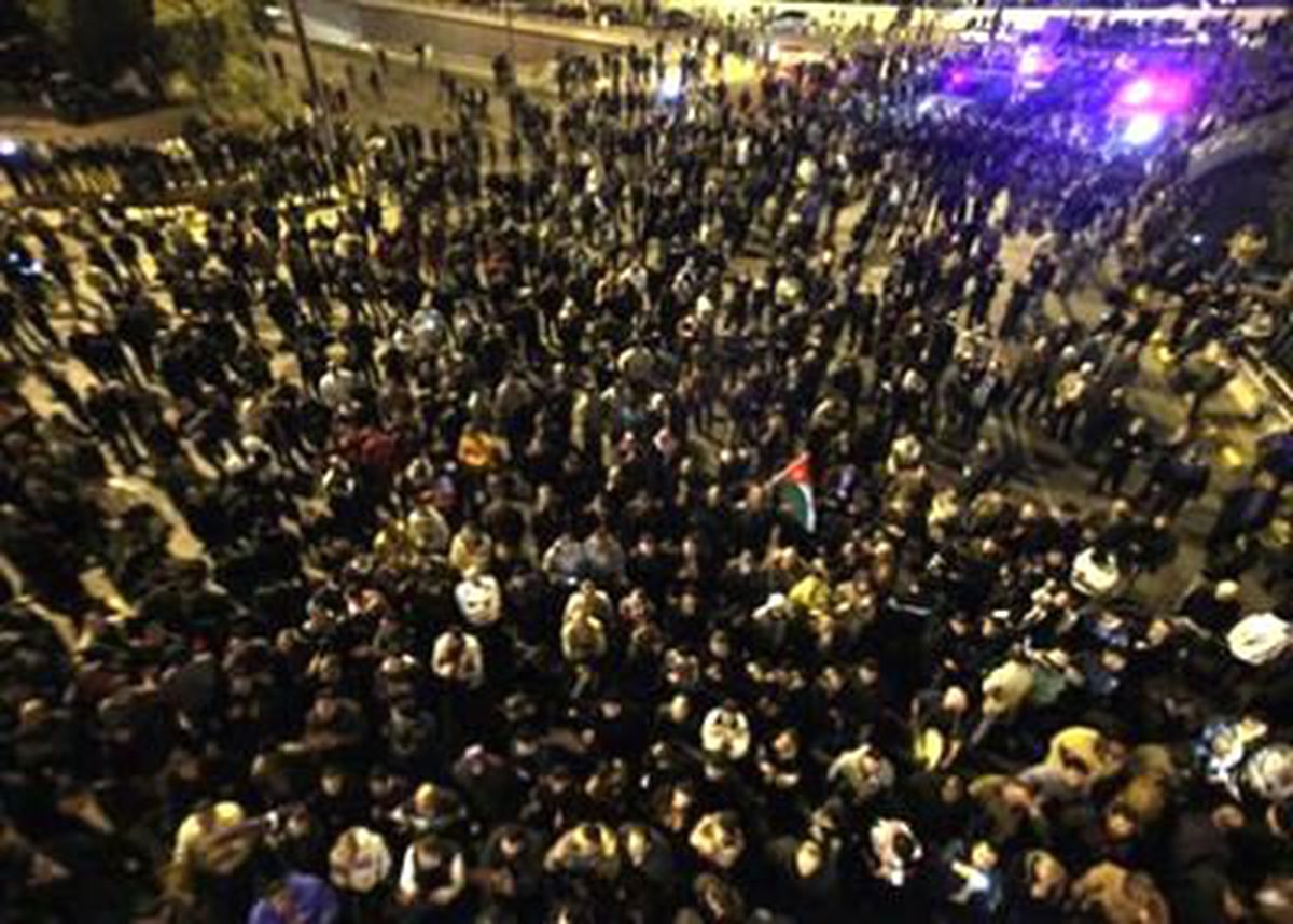 Ürdün\'de Zam Protestoları Sokağa Taştı