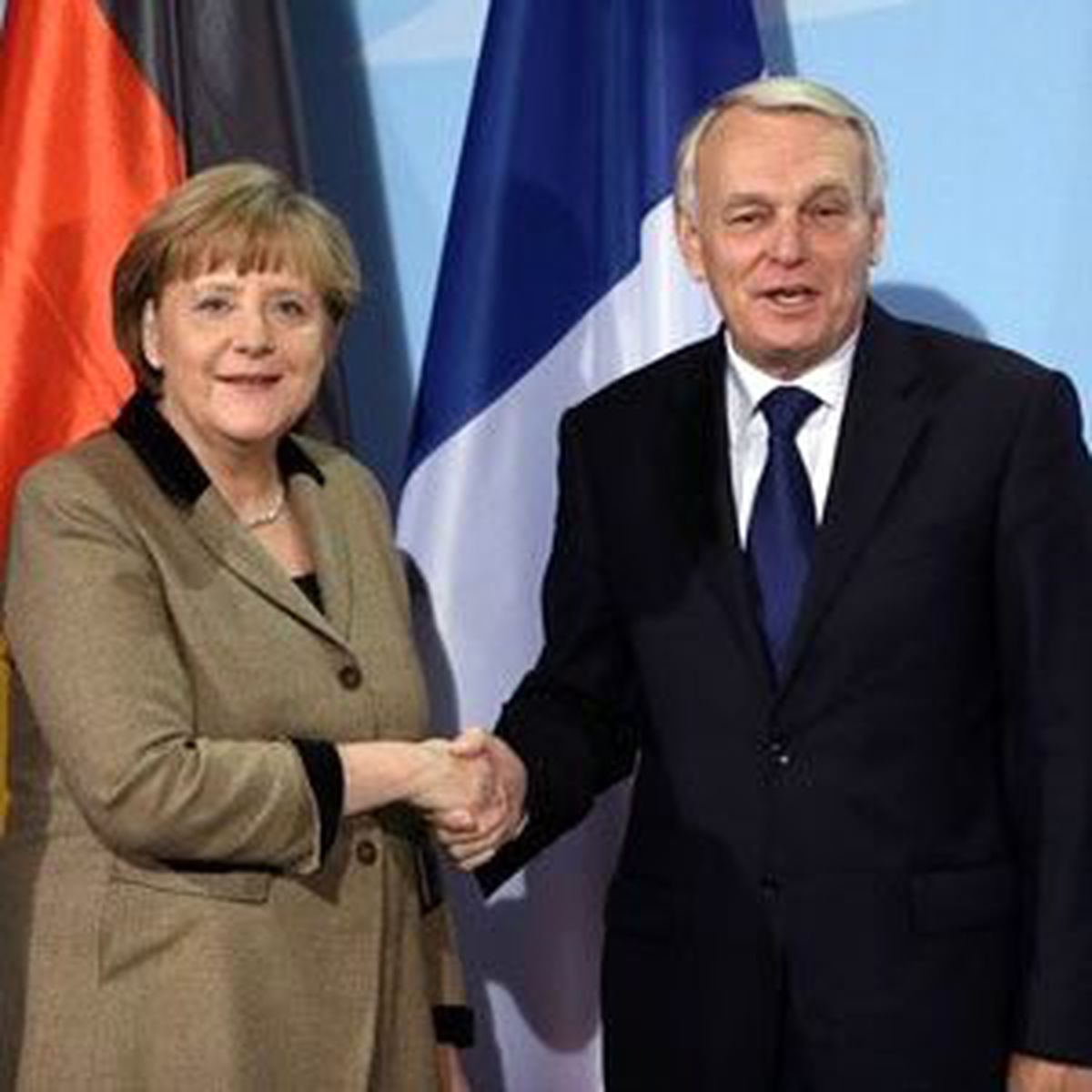 Almanya Başbakanı Merkel, Fransız Mevkidaşını Ağırladı