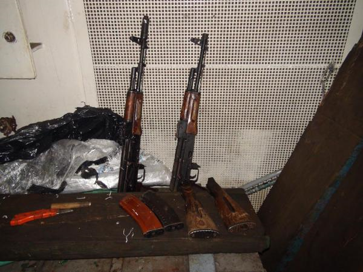 Hurda Taşıyan Gemide 2 Kalaşnikof Ele Geçti