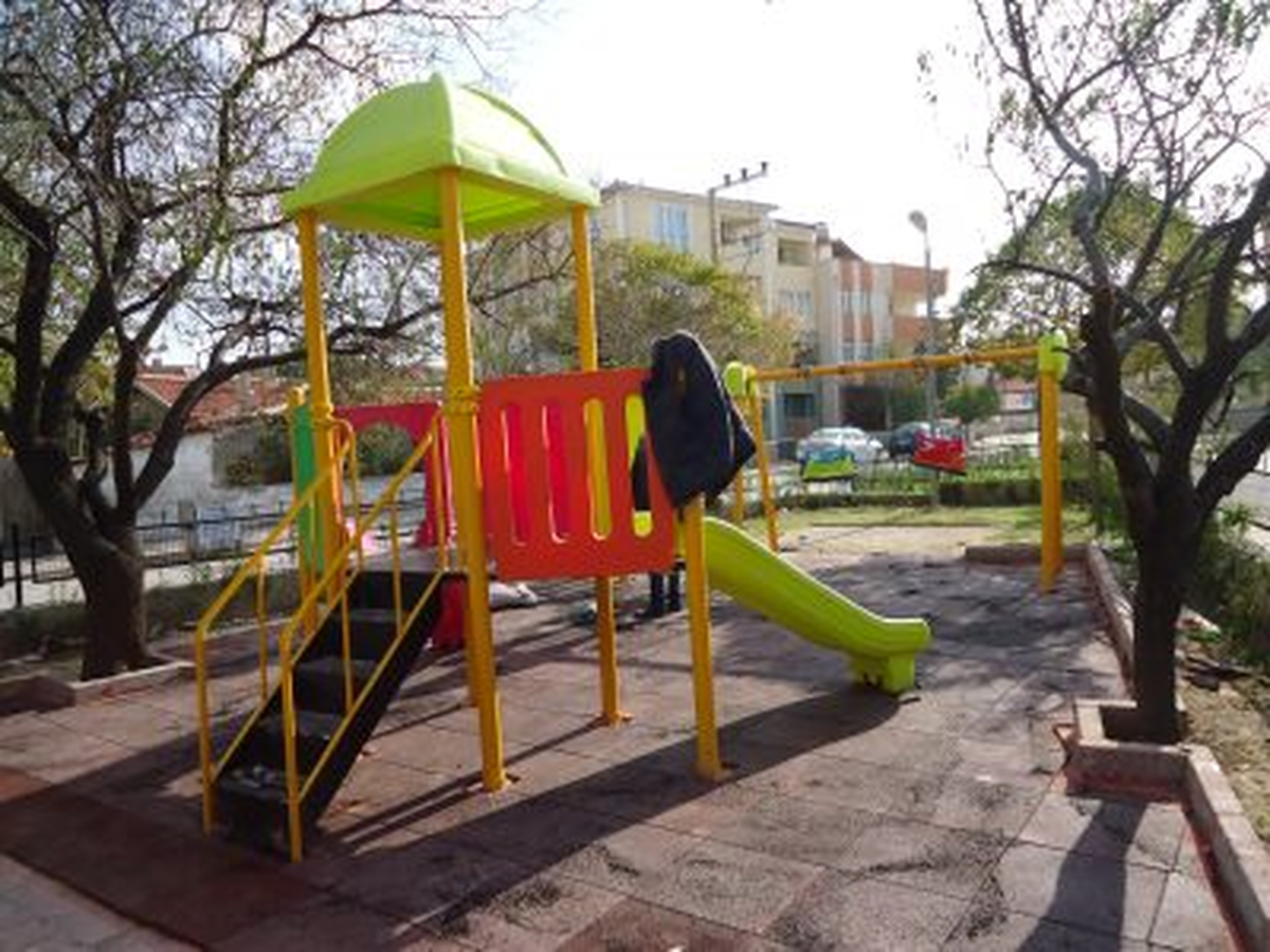Karaağaç Parkı düzenlendi