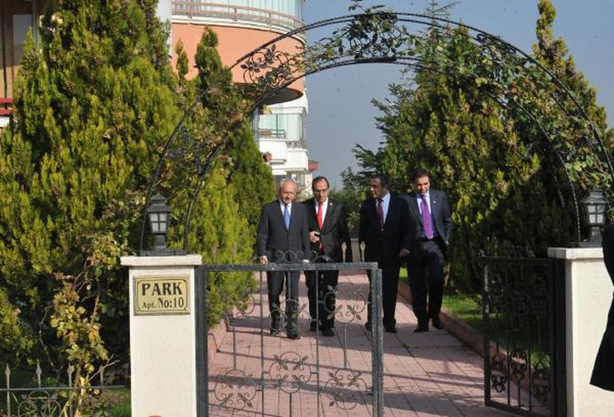 Kılıçdaroğlu: Deniz Feneri Soruşturması Davasını İzledi