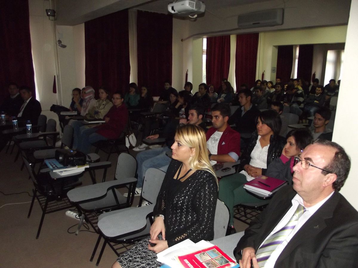 Şarköy Yüksekokul Öğrencileri Terör Hakkında Bilgi Aldı