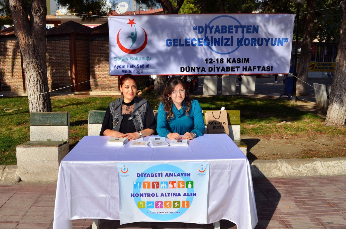 Söke\'de Mavi Halka Belediye Meydanında Oluşturuldu