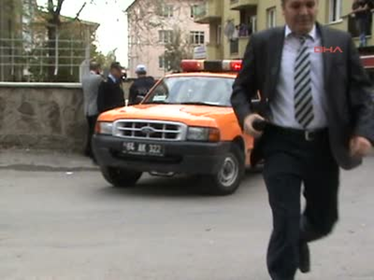 Uşak Polis Tatbikatı Gerçeği Aratmadı Polis Tatbikatı Gerçeği Aratmadı