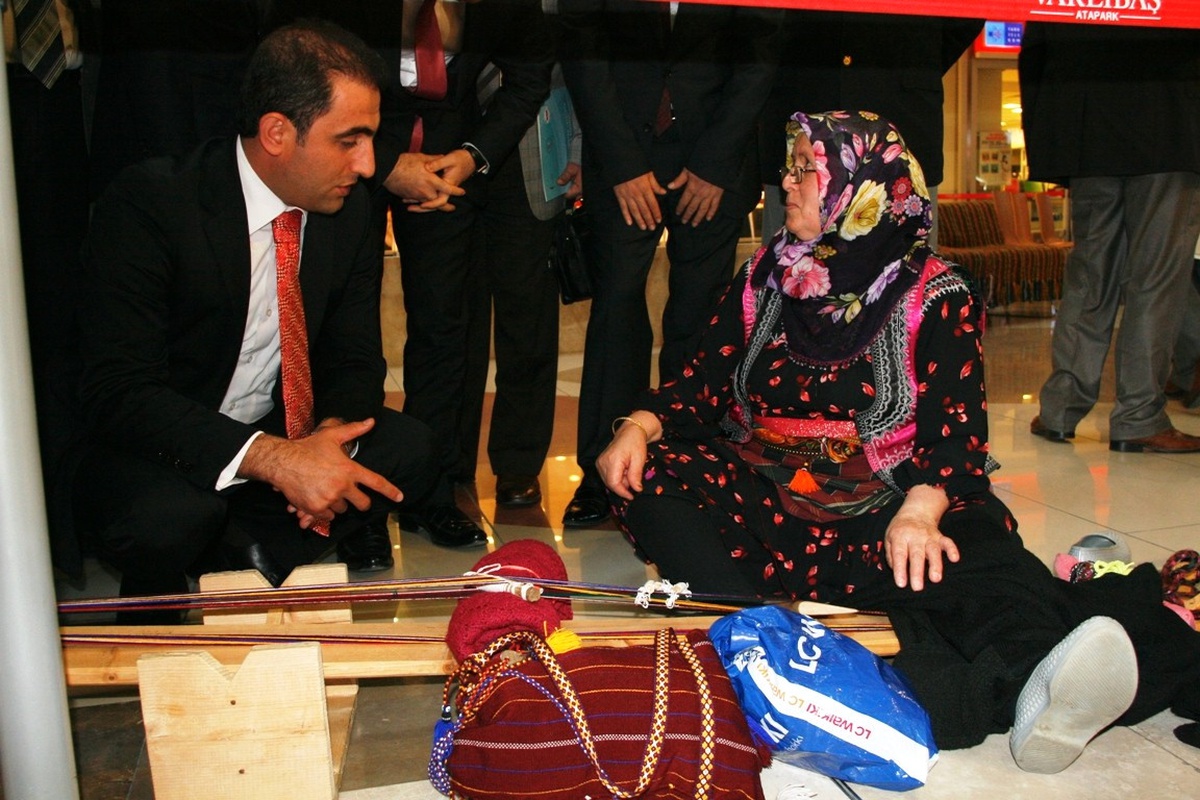 Varlıbaş Avm\'den \'1. Geleneksel Yöre Günleri\' Etkinliği