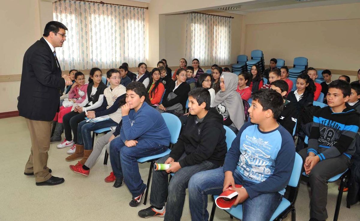 Altındağlı Gençlere Kariyer Planlaması Seminerleri Sürüyor