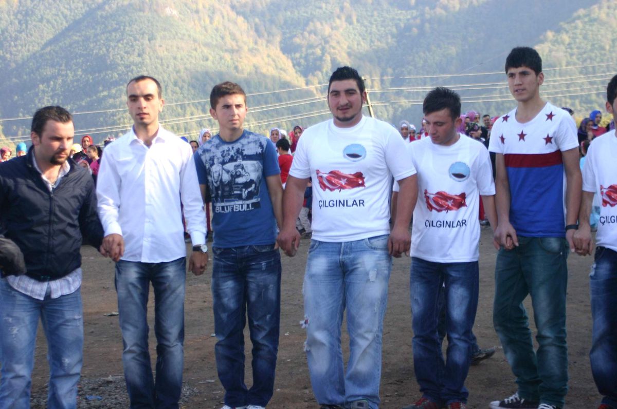 Askere Adaylarına Davullu Zurnalı Eğlence